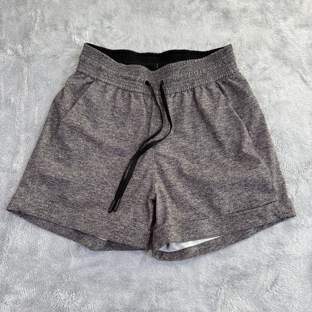 Lululemon Shorts Women 2 Heather Lux Heather Gray Spring Break Away Short II 3"